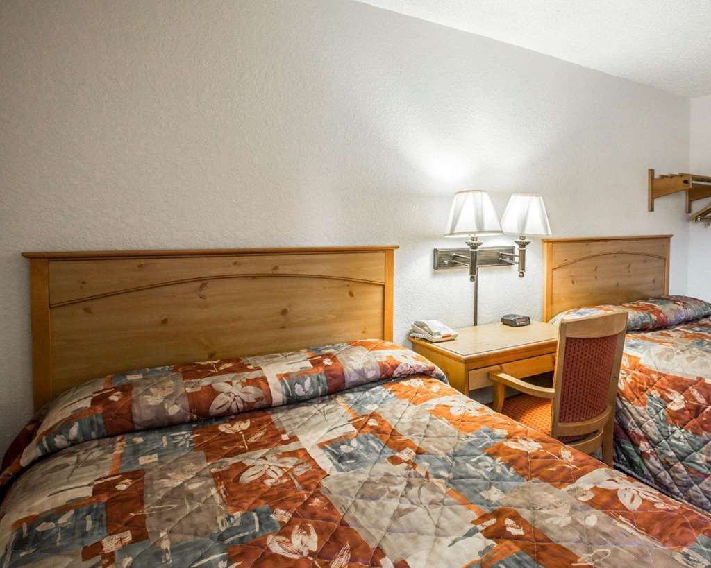 Rodeway Inn Asheville Zimmer foto